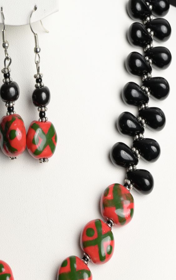 Nina's Treasures Kenya Red Flame Collection 101
